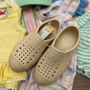 Native Tan Sneakers Casual Comfort